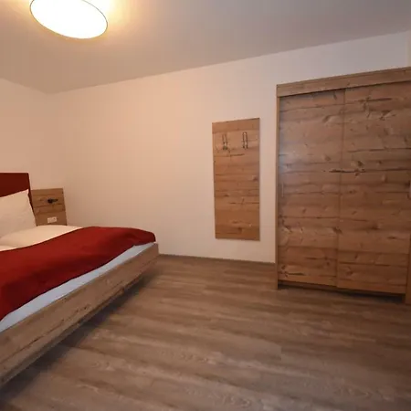 Apartament Laudes Ladis