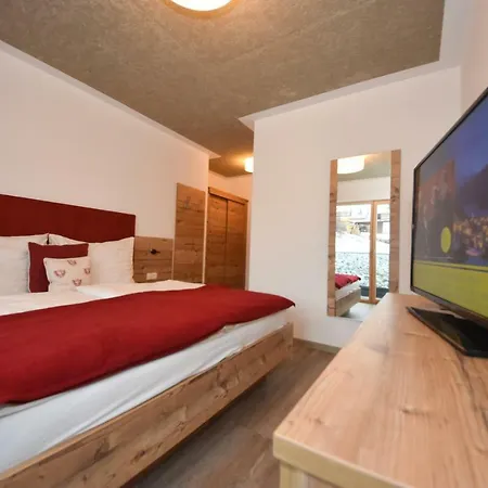 Laudes Apartment *