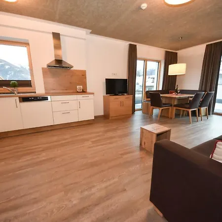 Laudes Apartment
